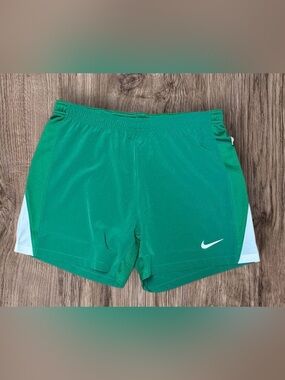 NWT Nike US Woven Soccer Futbol Short Women's Green